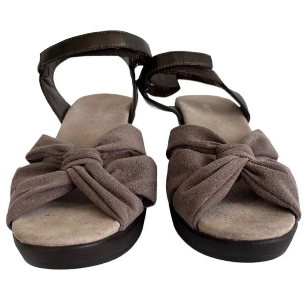 Akaishi Womens Suede Taupe Gray 3 Inch Heel Platform Sandals Adjustable Strap 10